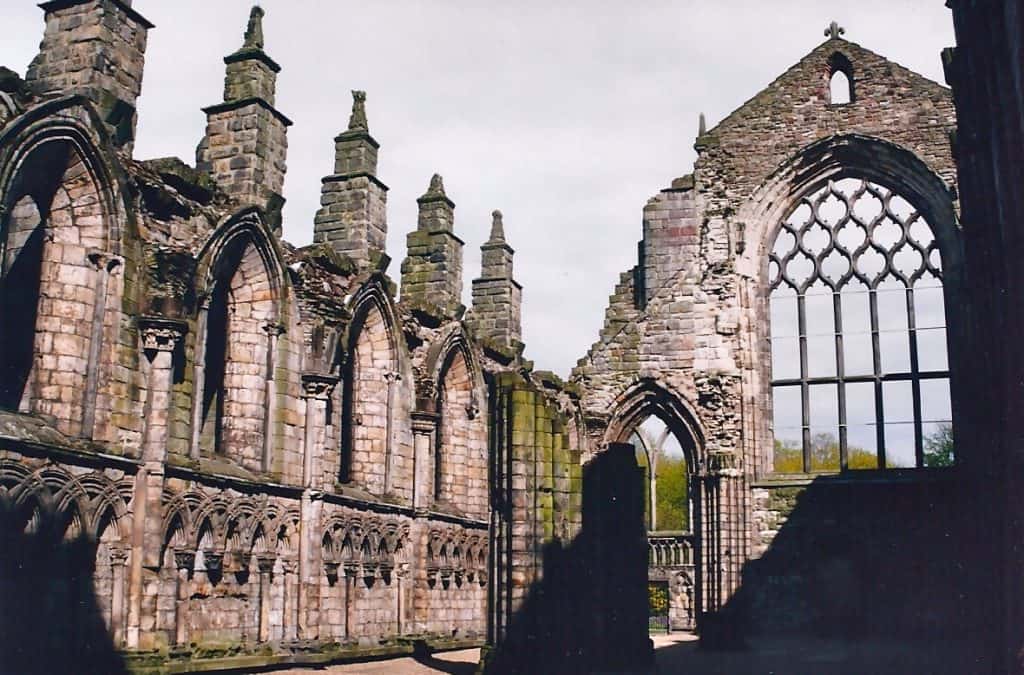 Scottish Ruins Scottish Ruins 1024x675 DESTINATIONS: Meeting Sean Connery (& My Grandfathers Ghost) In Scotland